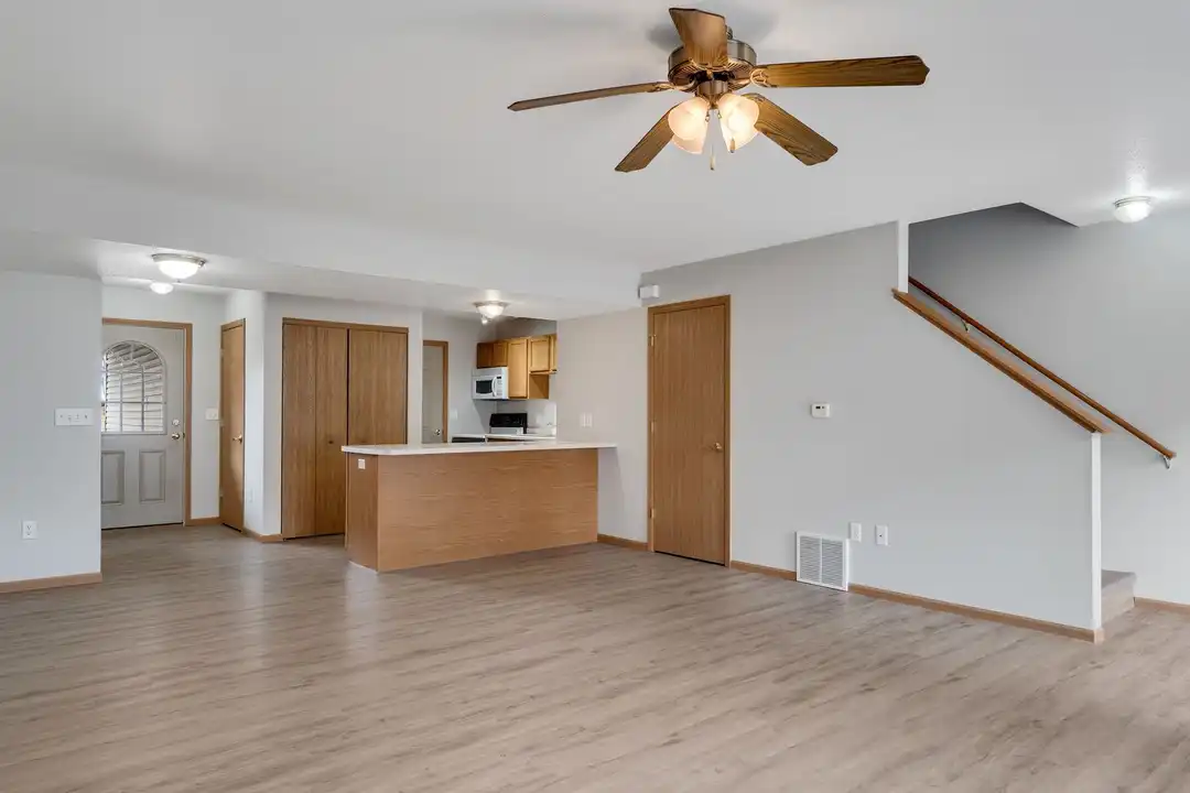 805 Angel Ct unit Unit 21 - View 4