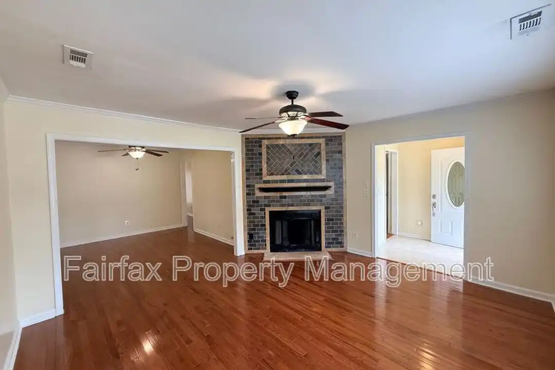 107 Perriwinkle Pl - View 4