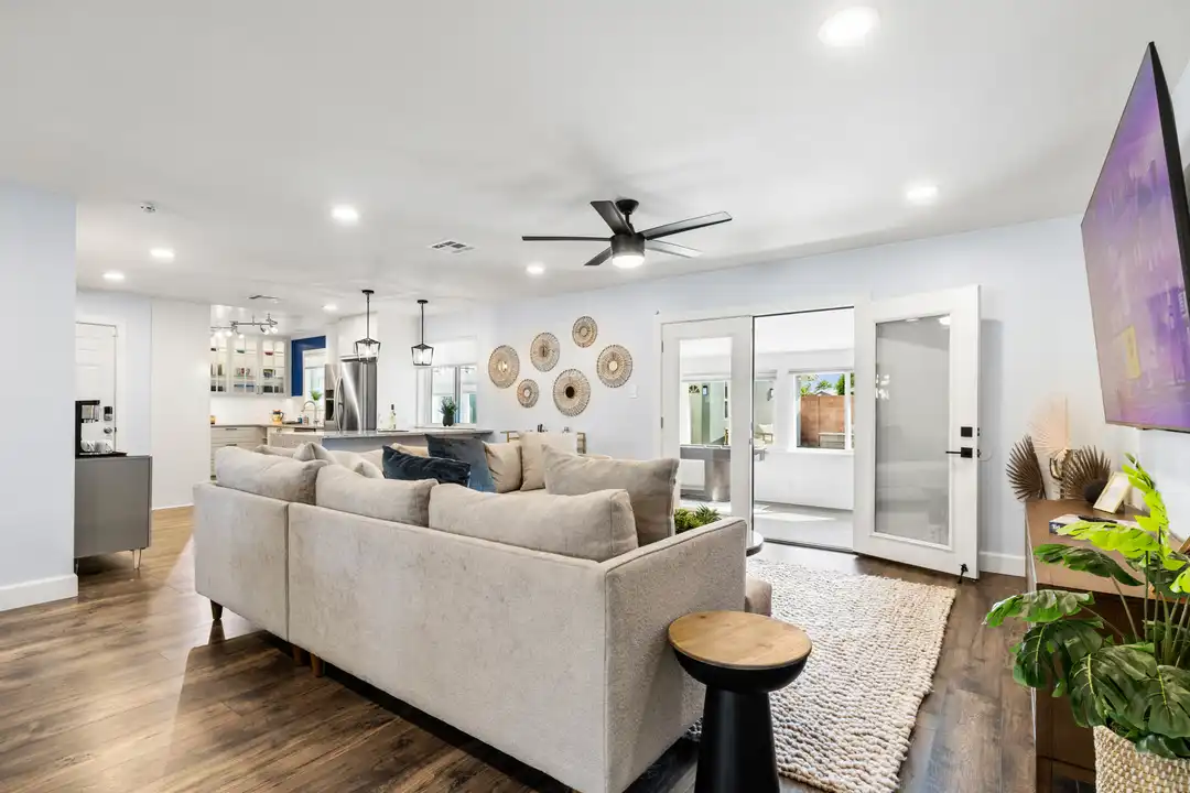 8259 E Mulberry Ln - View 2