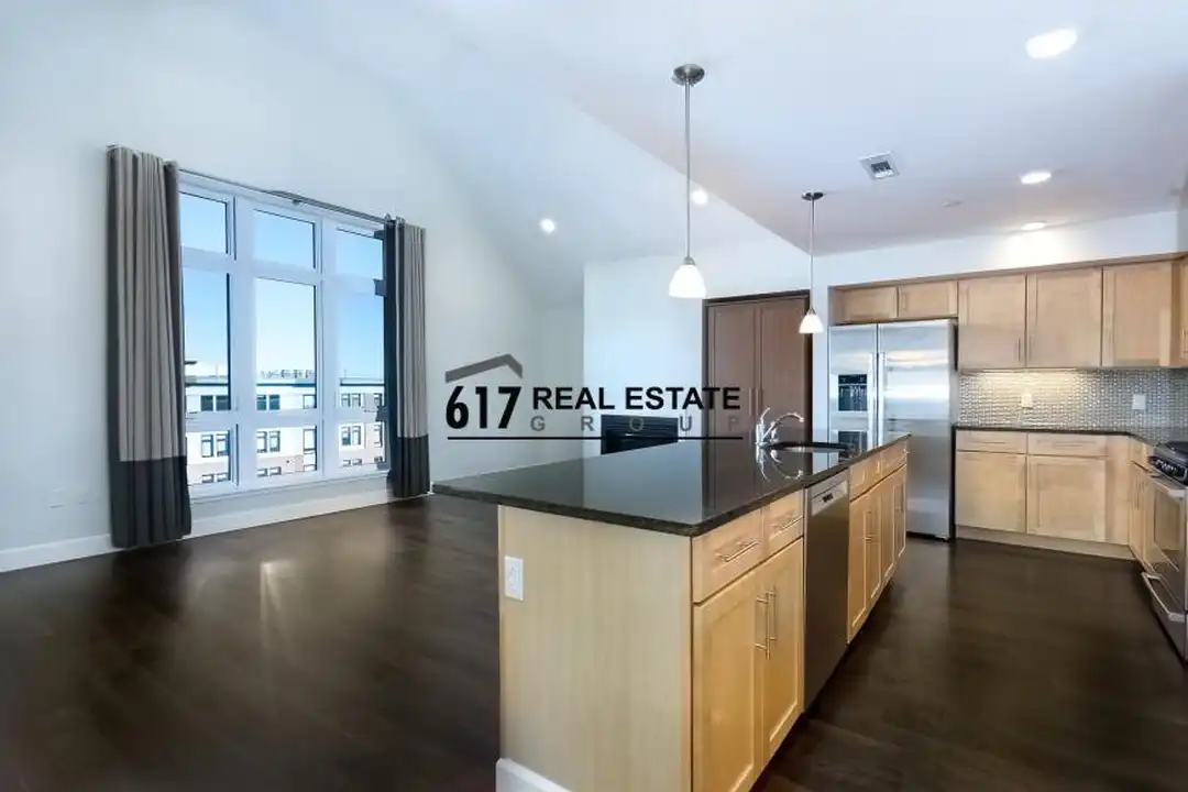 1501 Commonwealth Ave - View 2