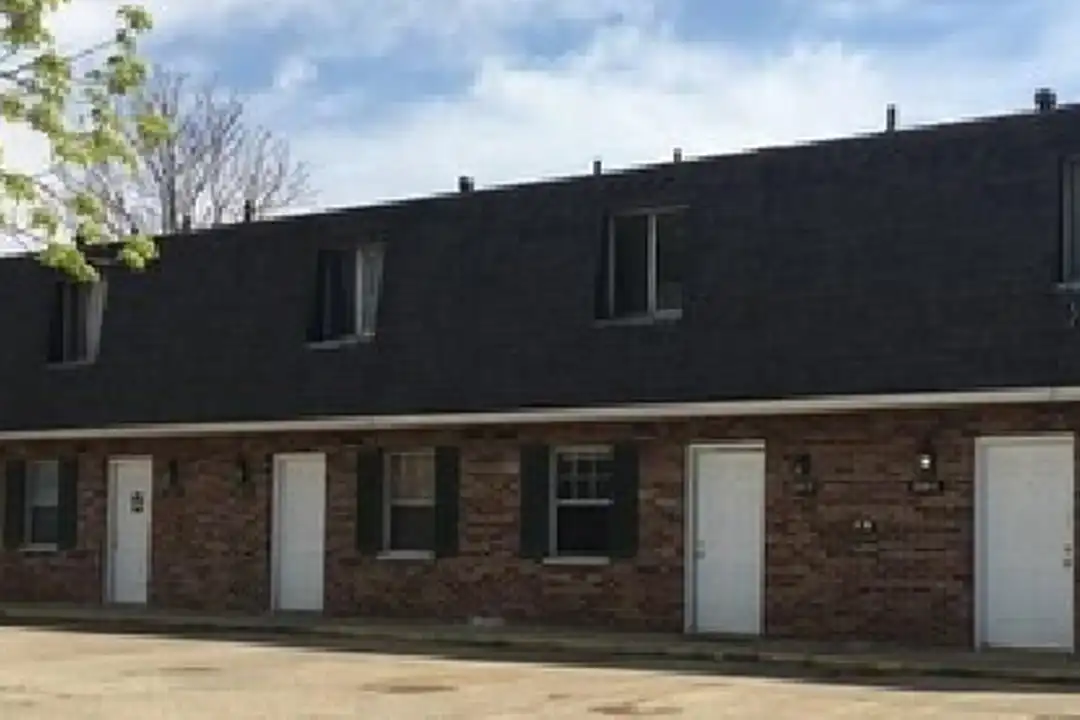 104 Poplin Pl unit 4 – photo 1 of 2