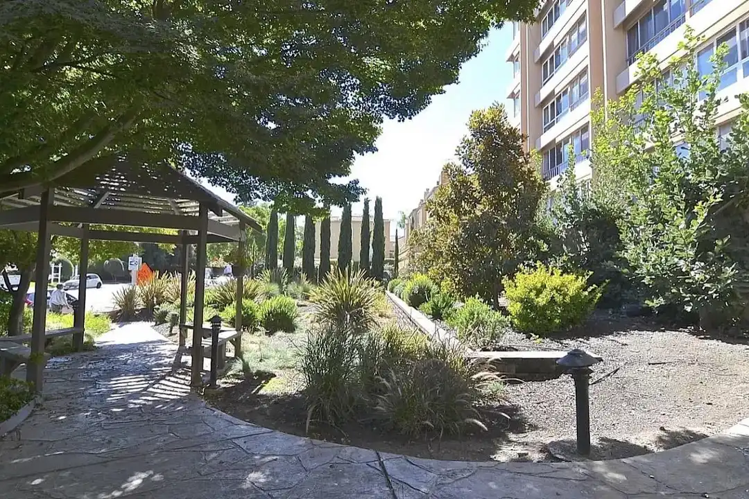 Apartment in Santa Clara - View 2