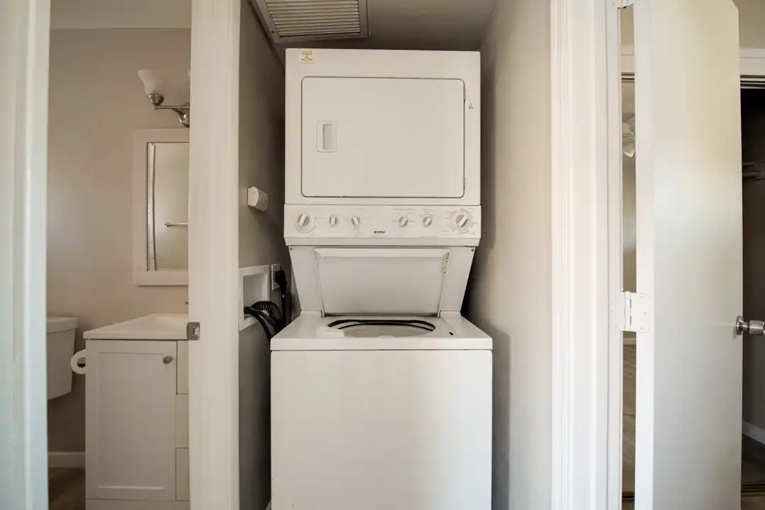 933 S Farmer Ave unit 939-2 - More