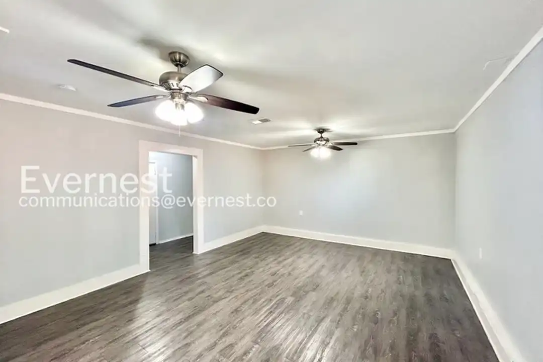 3502 Matador Dr - More