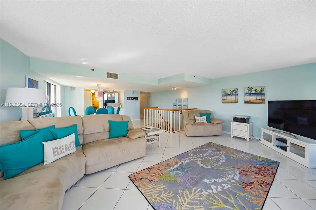 Apartment in Fort Pierce - More