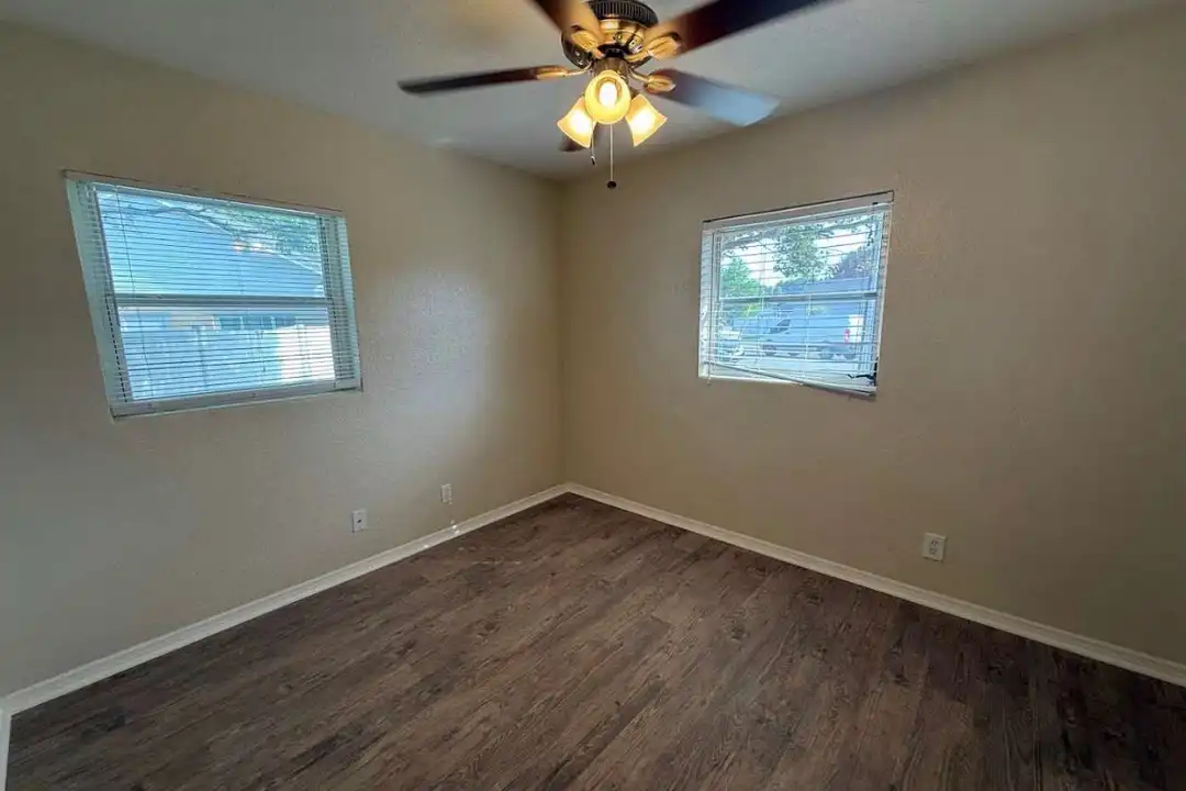 3254 Little Sound Dr - More