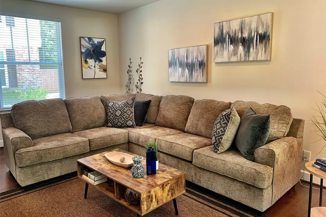 25114 Glen Loch Dr - View 2