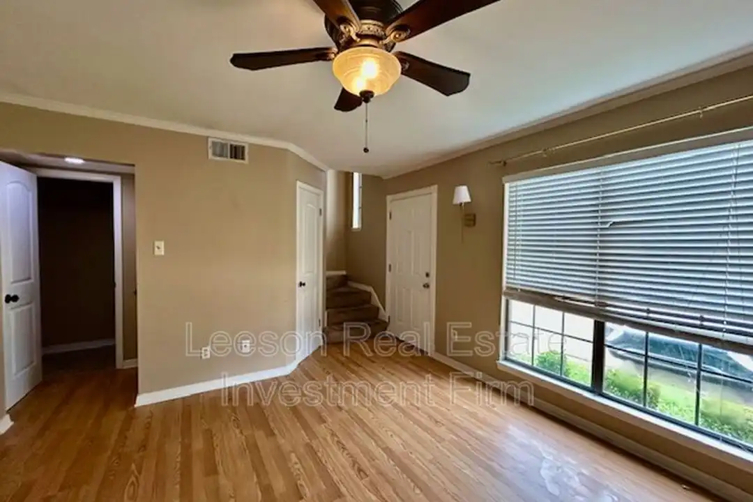 150 Chimney Stone Way - View 6