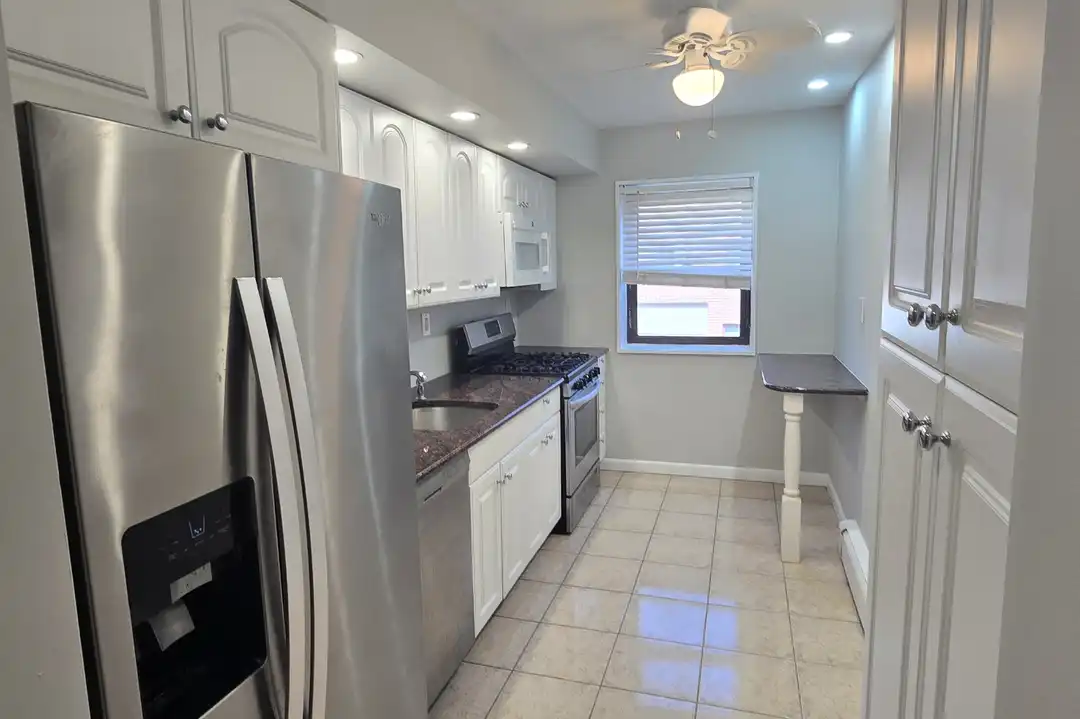 220 Prospect Ave unit 1B - View 3