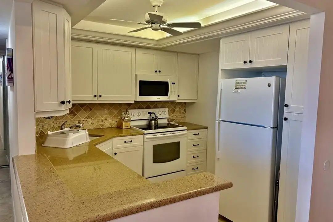 320 Seaview Ct unit # 1710 - View 5