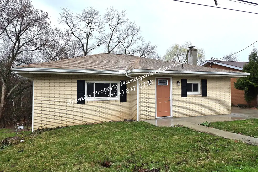 3216 Brodhead Rd – photo 1 of 19