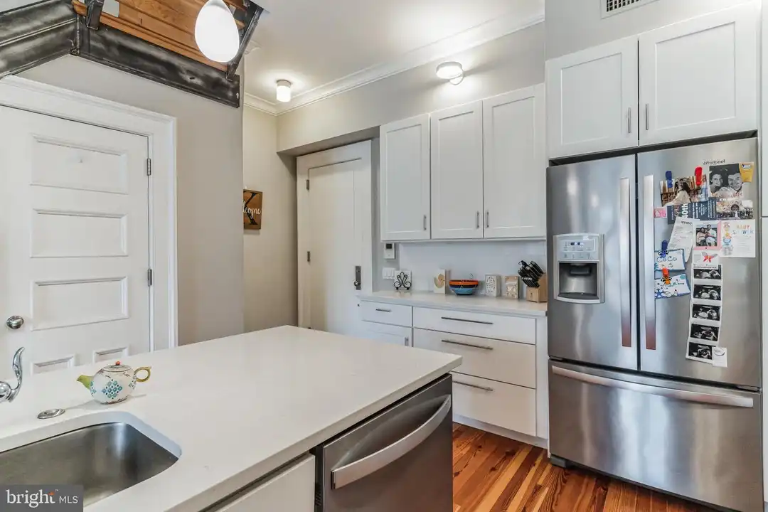 Apartment in Philadelphia - View 5