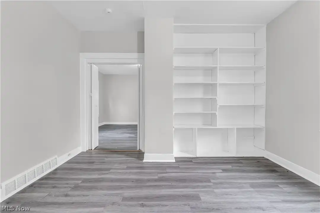 14131 Berwyn Ave – pohled 6