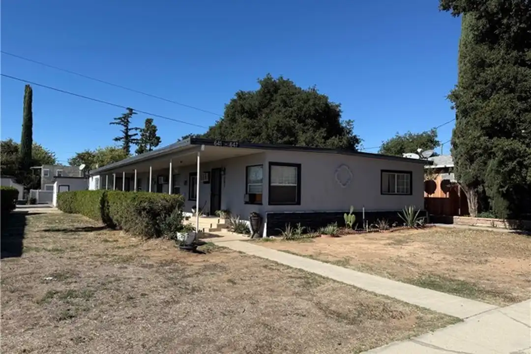 645 Euclid Ave – photo 1 of 15