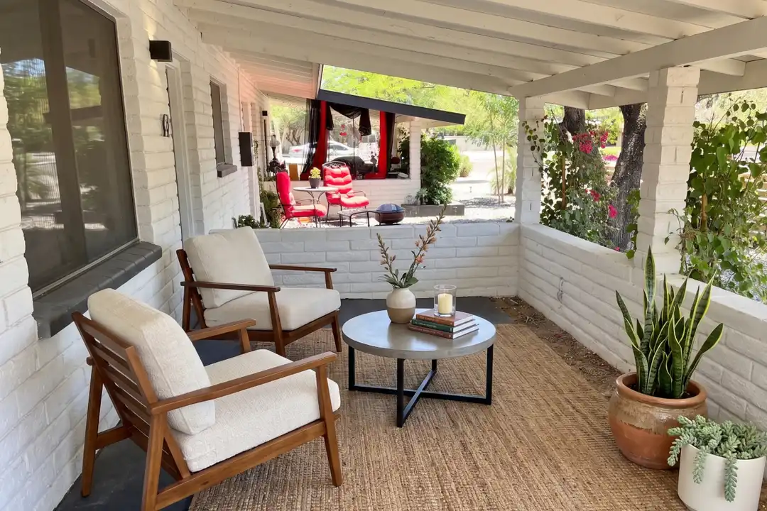 Apartment in Phoenix - More