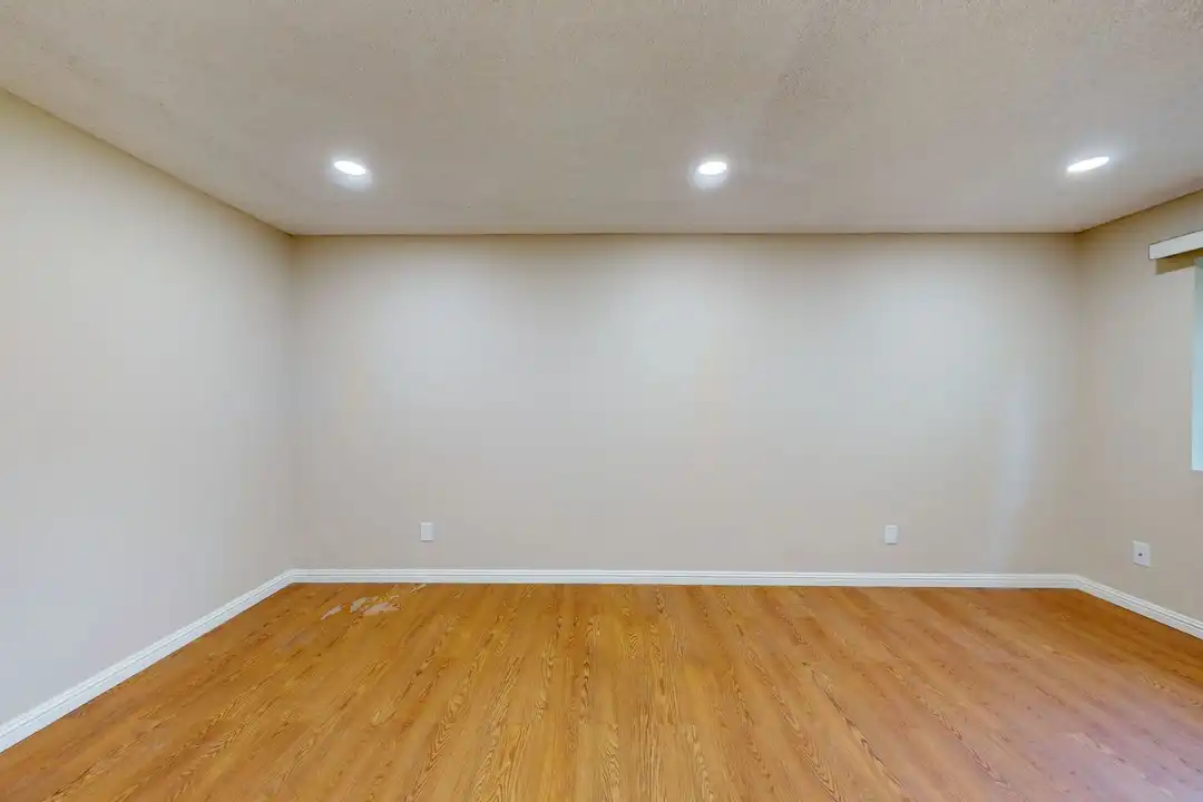 167 N Cambridge Ave unit 149 - More