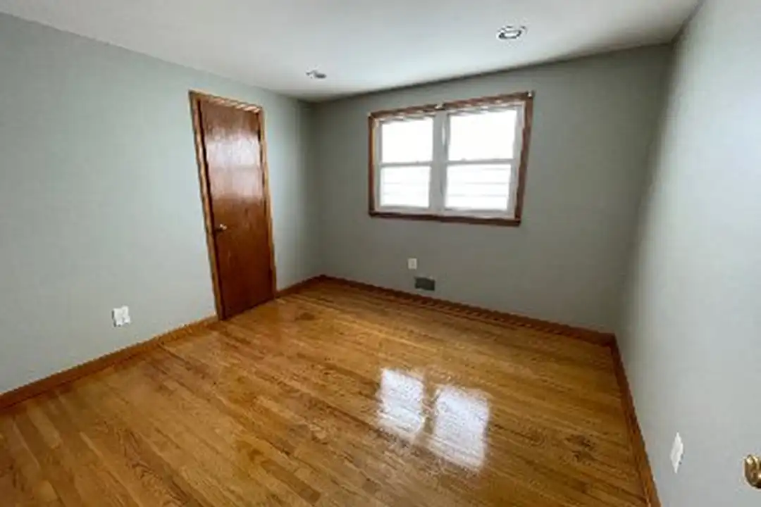 330 Sussex St unit No. 2 - View 2