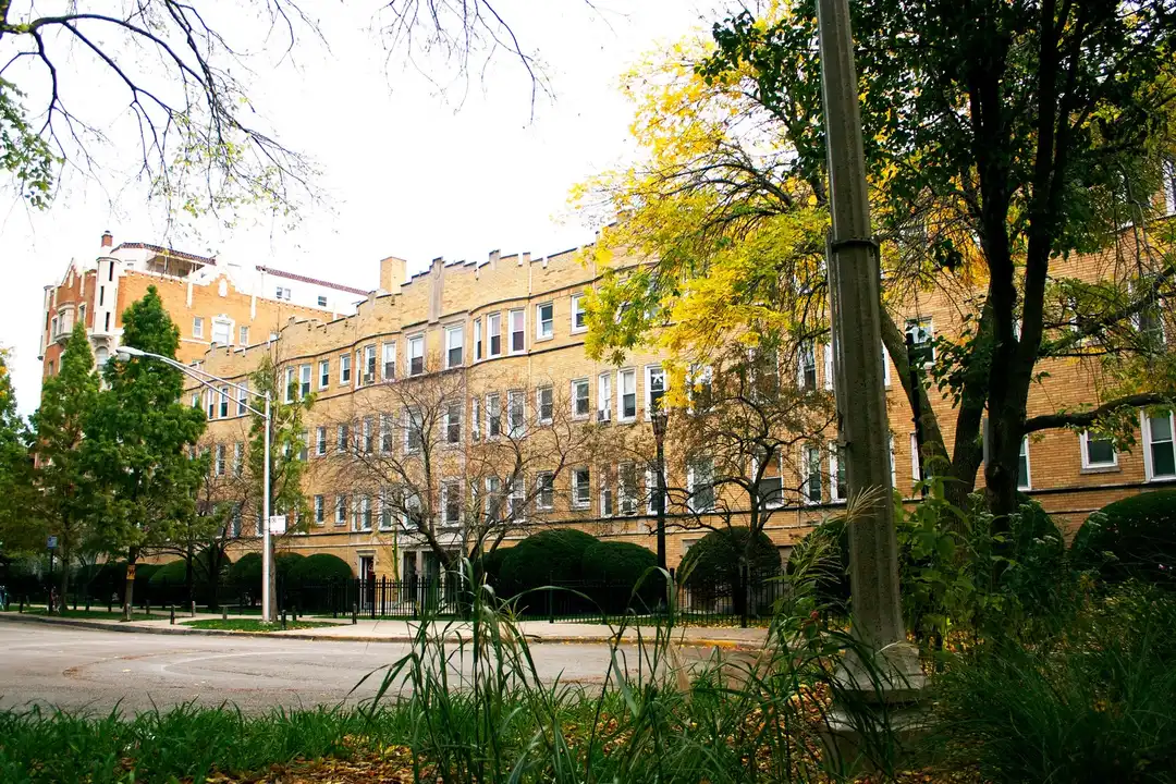 Apartment in Chicago - View 2
