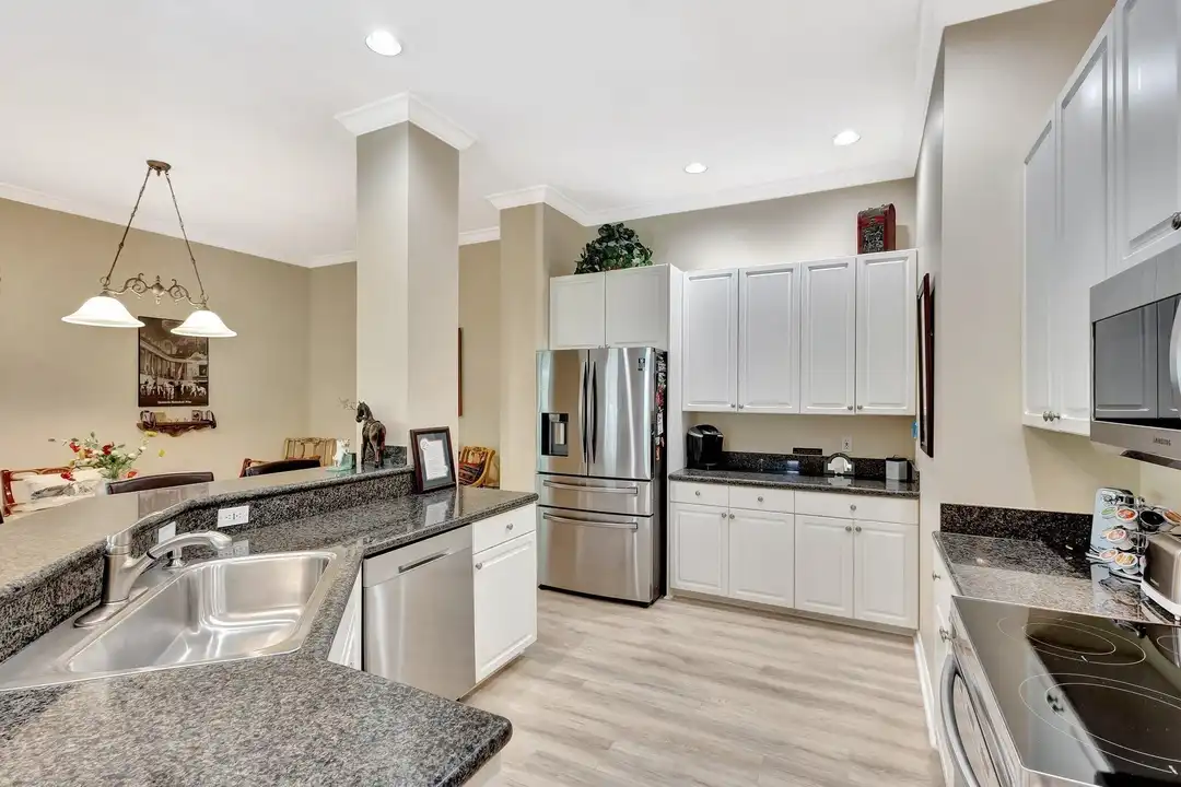 2941 Twin Oaks Way - View 5