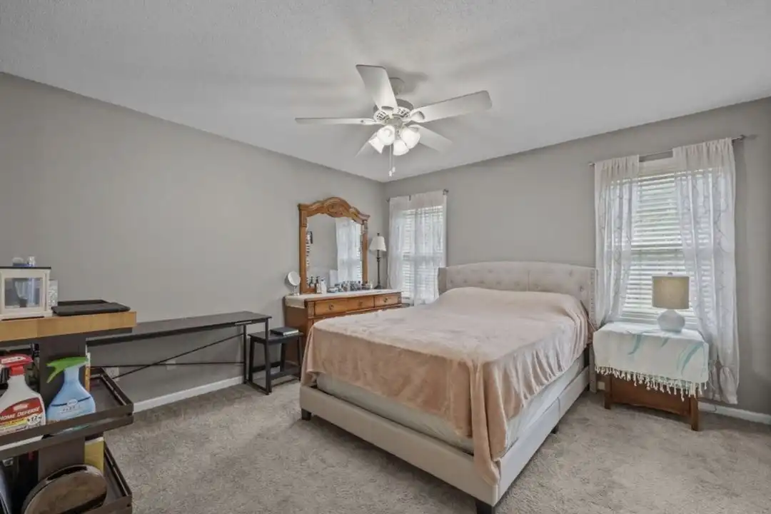 3917 Sterling Pointe Dr - View 6