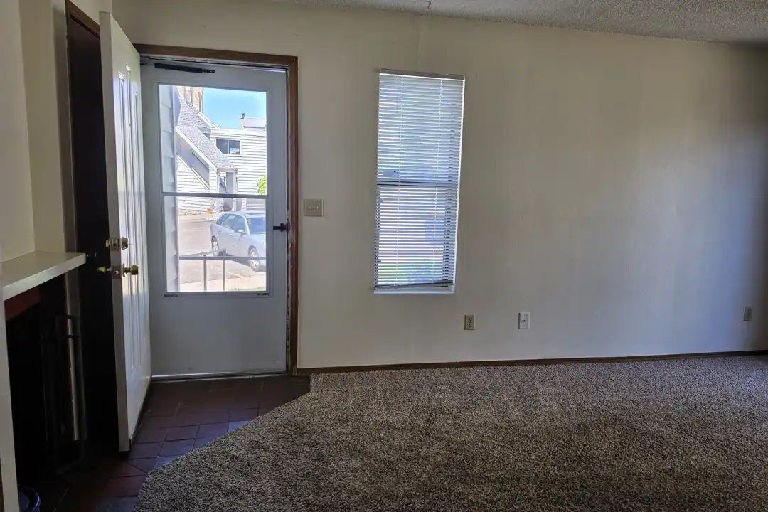 17054 E Tennessee Dr unit 103 - View 3