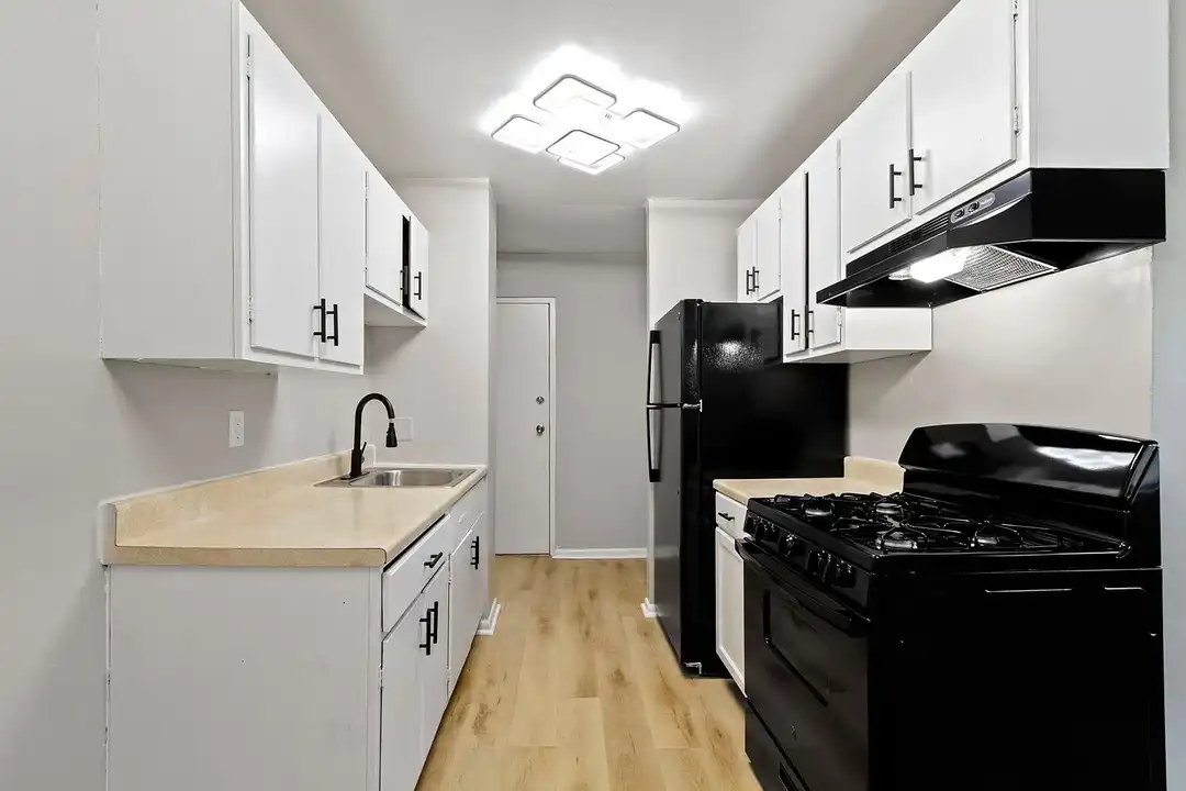 The Courts Apartment Homes – pohled 5