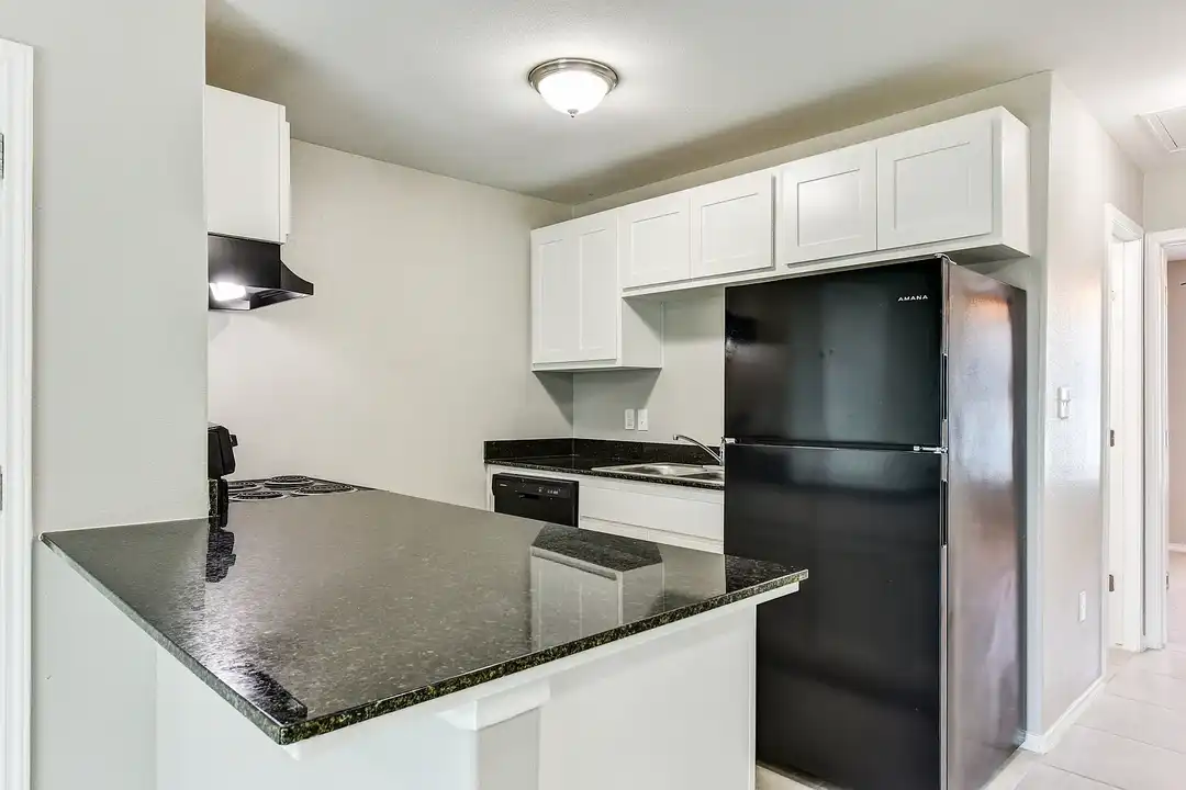 Bay Shore Apartments – photo 1 of 38