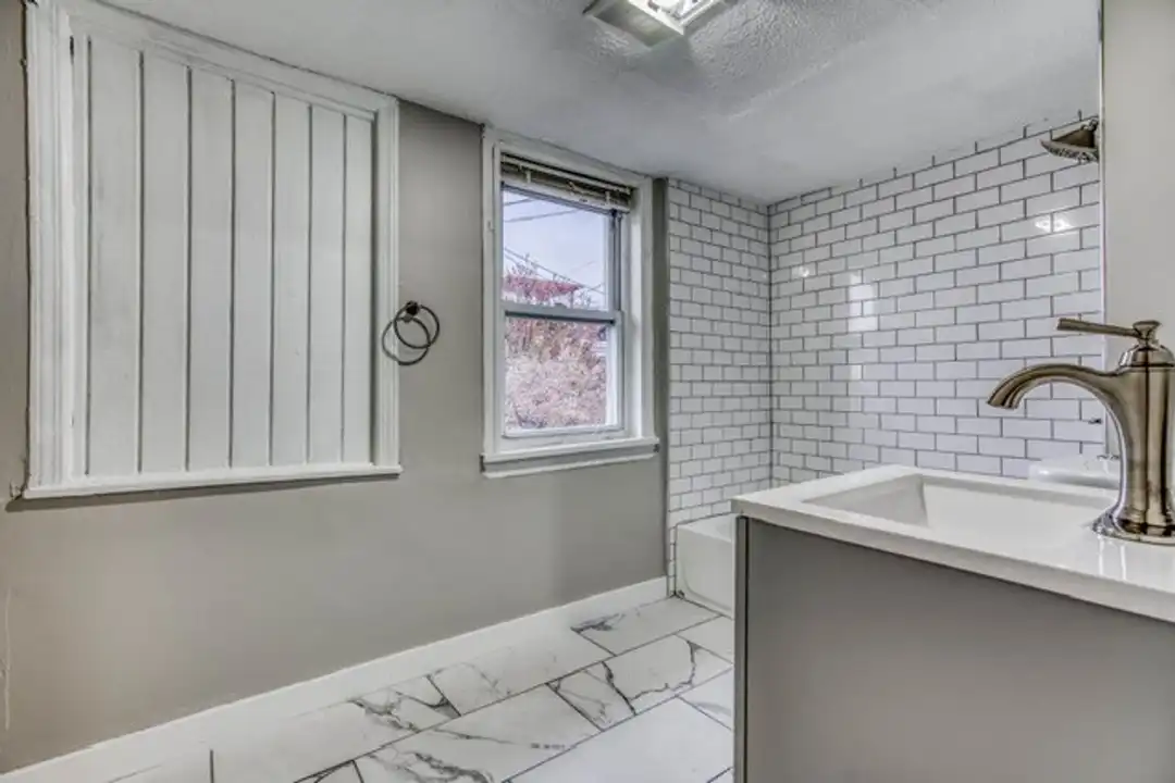 102 S Wolfe St unit Unit 1 - View 4