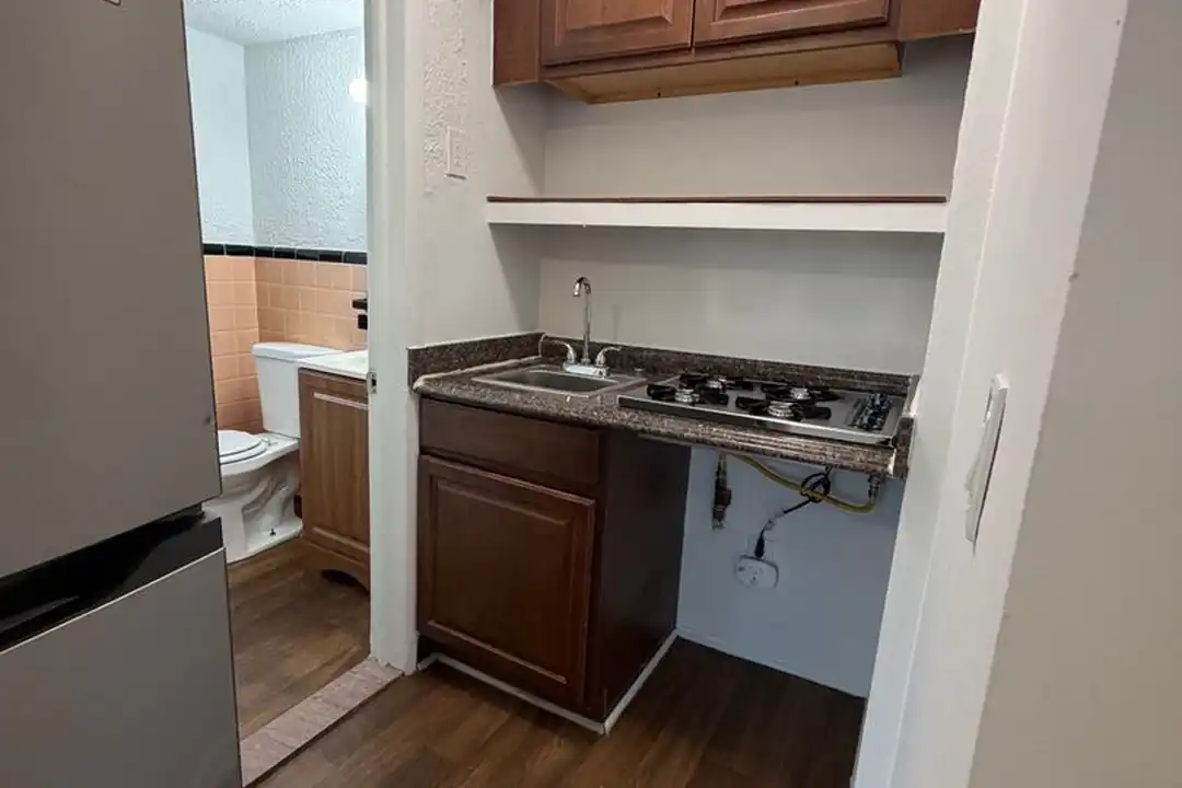 22715 Martin Rd unit C3 - View 3