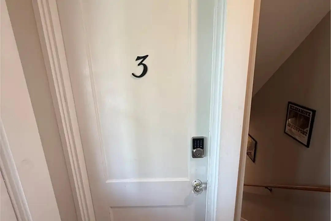 28 Calvert St unit 3 - View 2
