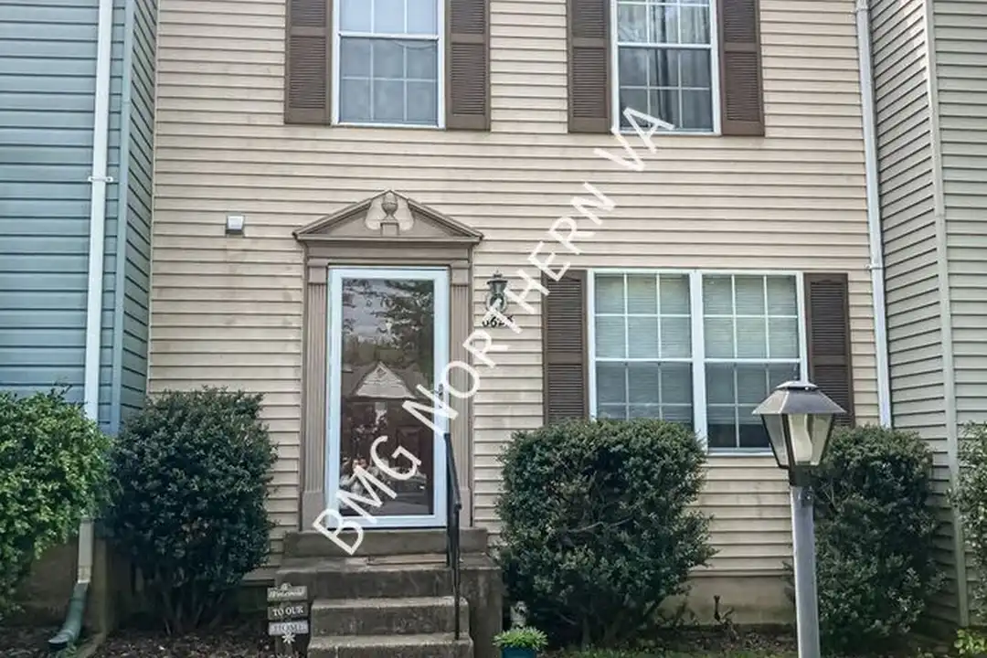 6625 Rockleigh Way – photo 1