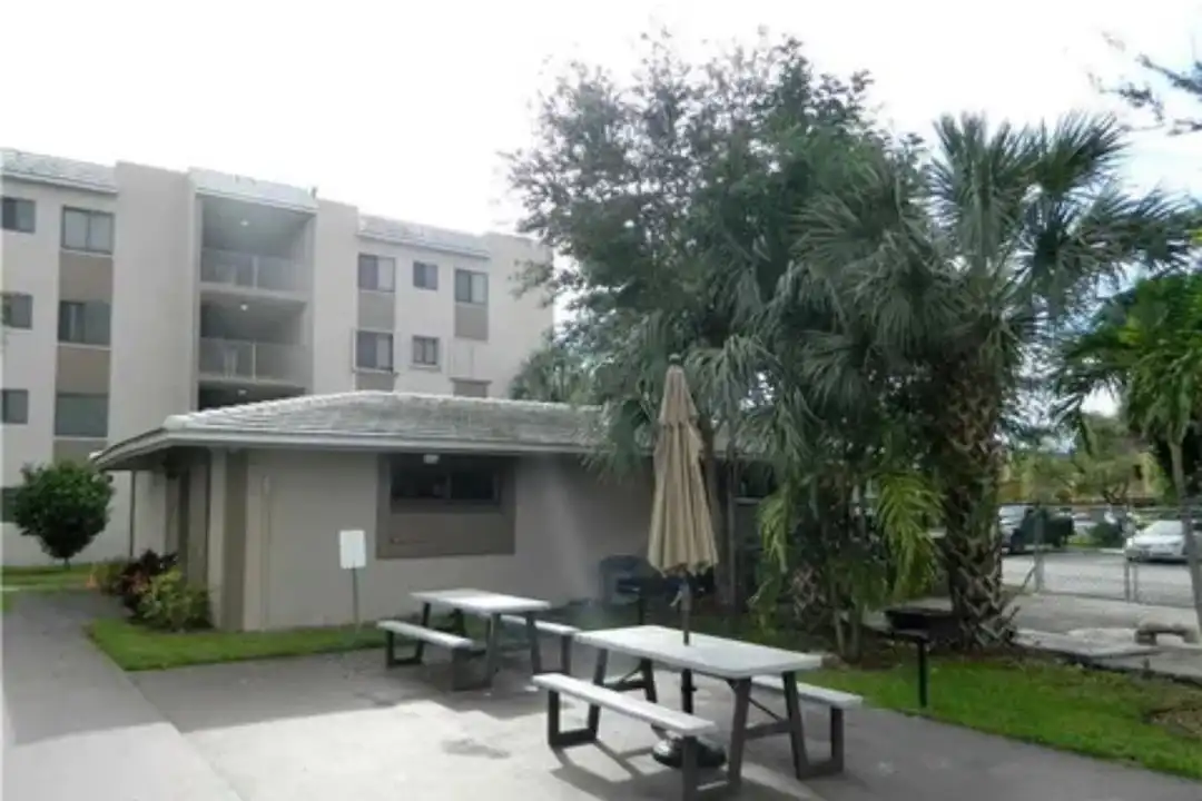 3730 NW 88th Ave unit 147 - View 5