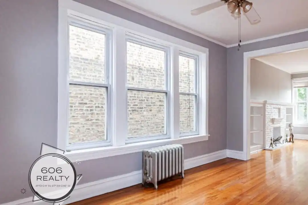 1644 W Summerdale Ave - More