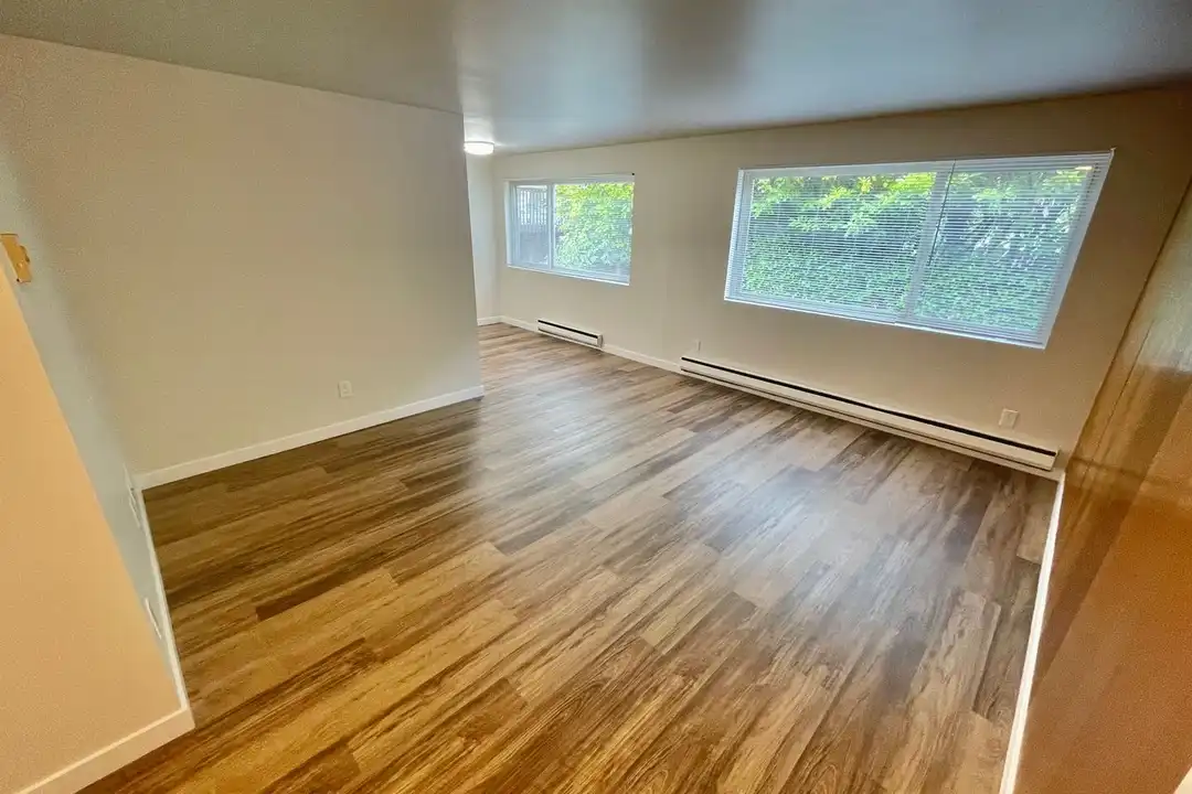 5505 40th Ave NE unit 4 – pohled 5