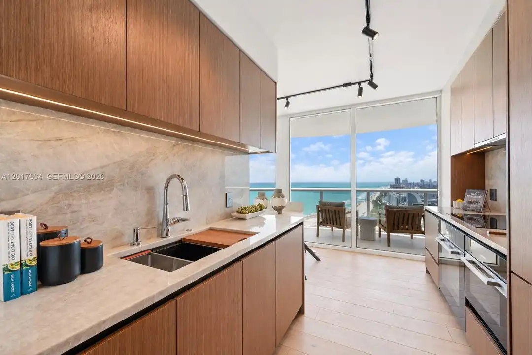 6365 Collins Ave - View 6