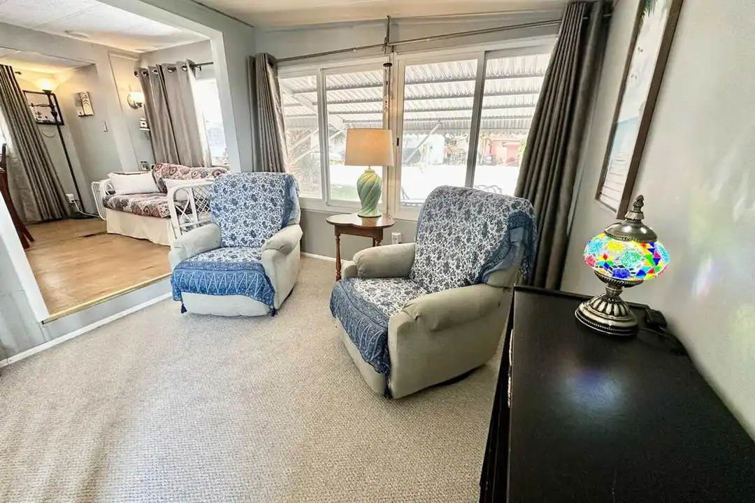 941 Nettles Blvd unit 1537509P - View 3