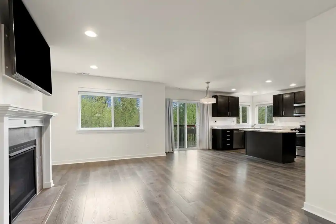 744 Courage Ct - View 4