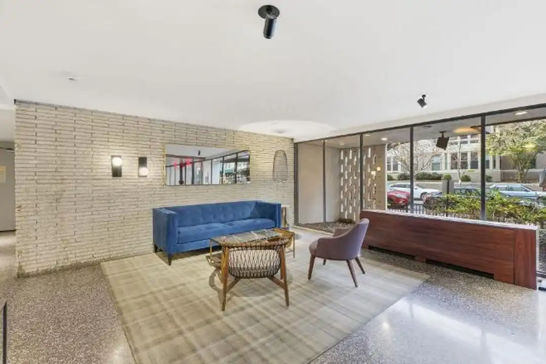1440 N St NW - View 2