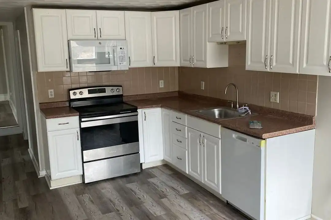 1634 Capouse Ave unit 2F Front - View 2
