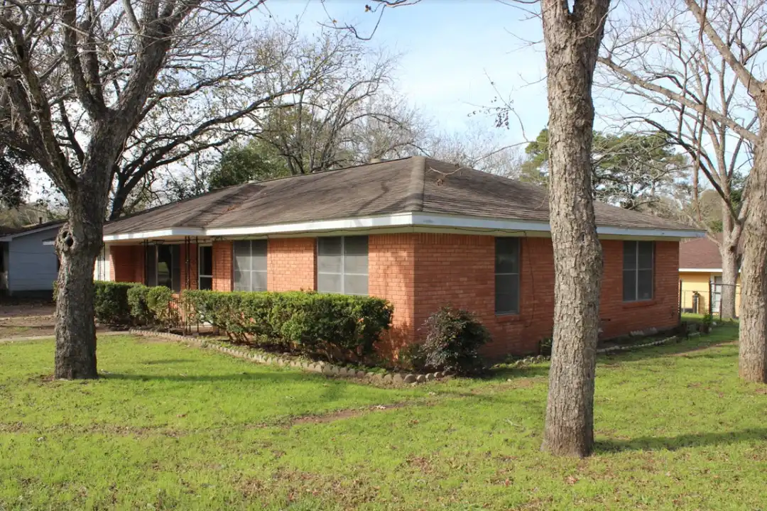 House in Brenham - View 2
