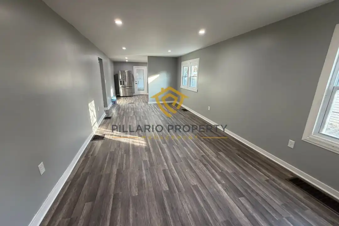 3906 Hoyt Ave - Vaizdas 3
