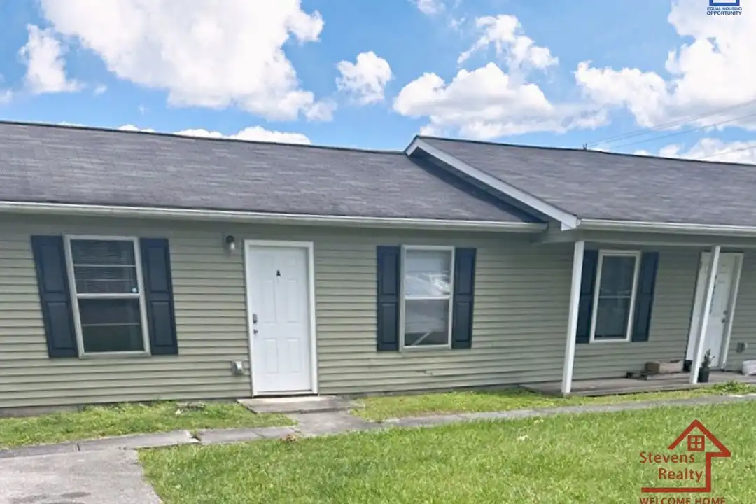 401 Spruce Ave – photo 1