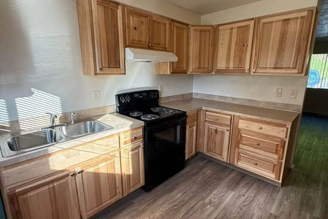 Apartment in Salem - View 3