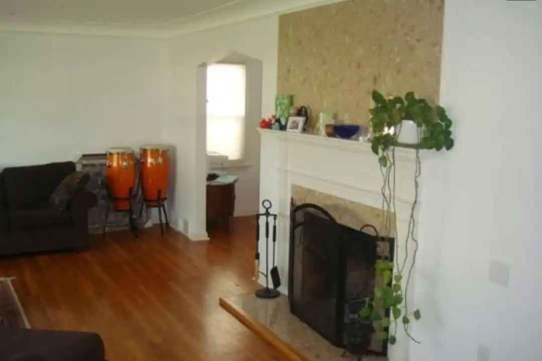 4470 Silsby Rd – photo 1