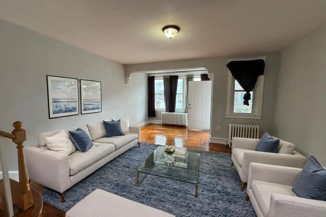 5928 N Lawrence St – photo 1