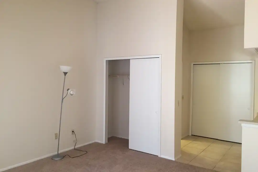 7427 Sugar Bend Dr unit 7427 SBD - Radharc 2