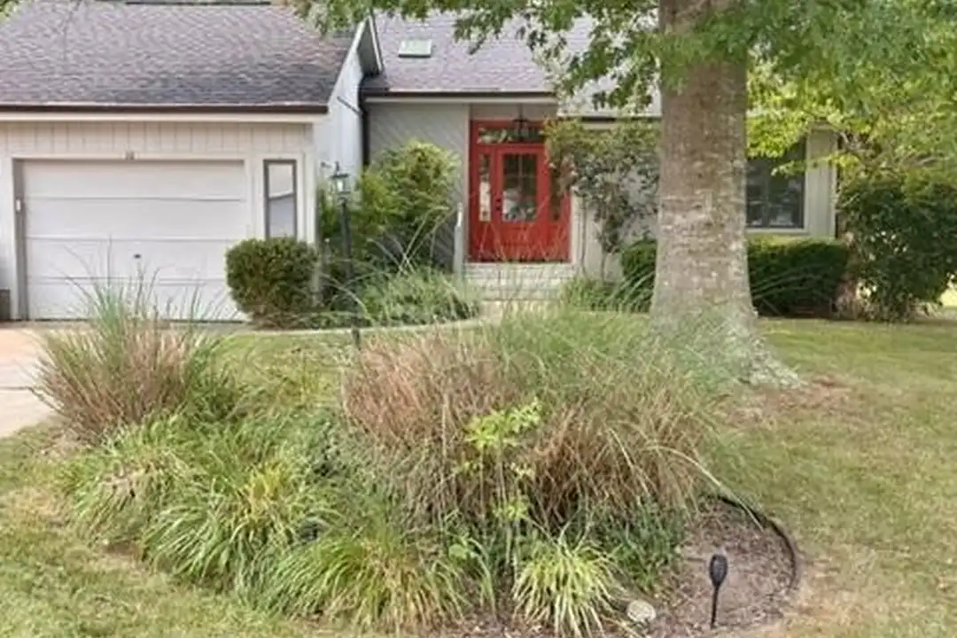 16 Colgate Dr – photo 1 of 34