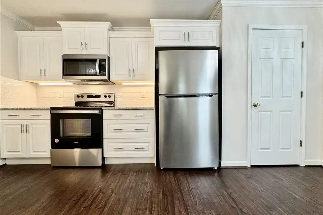 5136 Old Plantation Cir - View 2