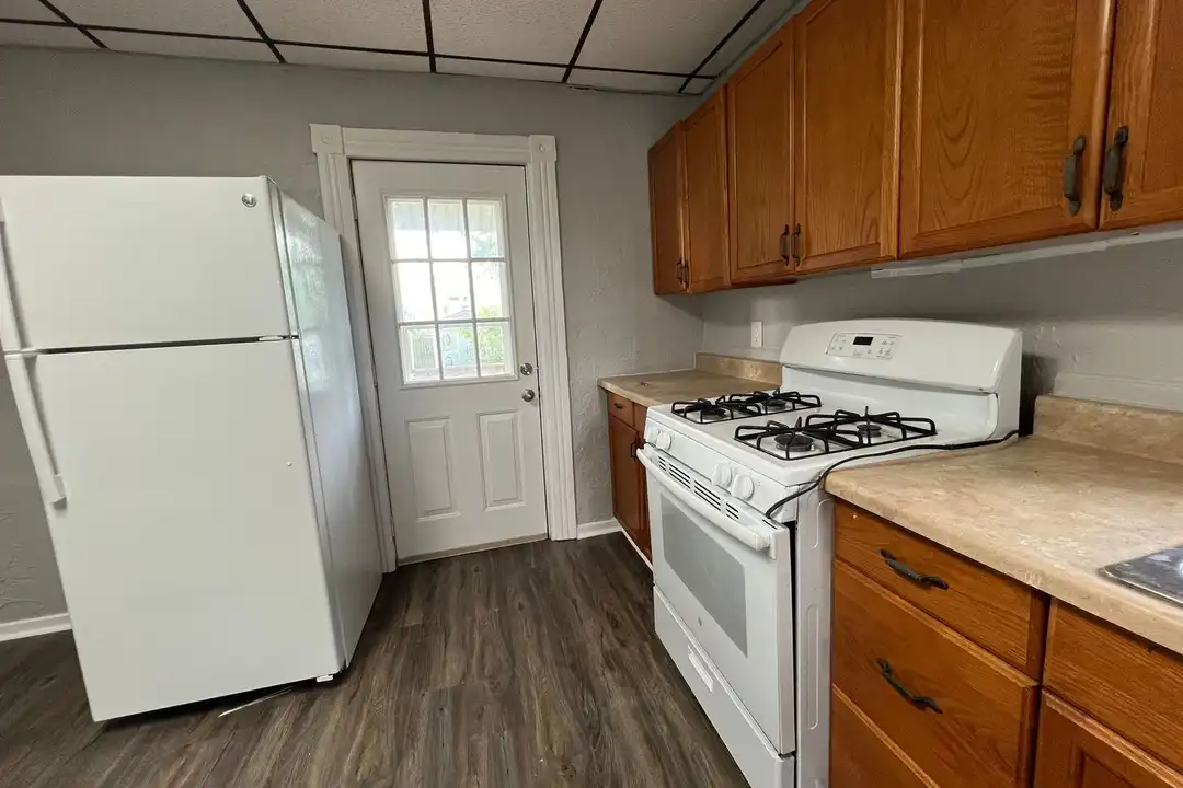 218 Mary St - View 6