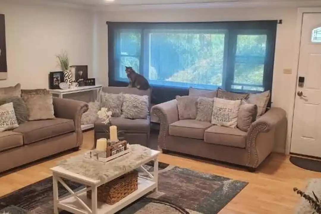 1729 W Woodlawn St – photo 1